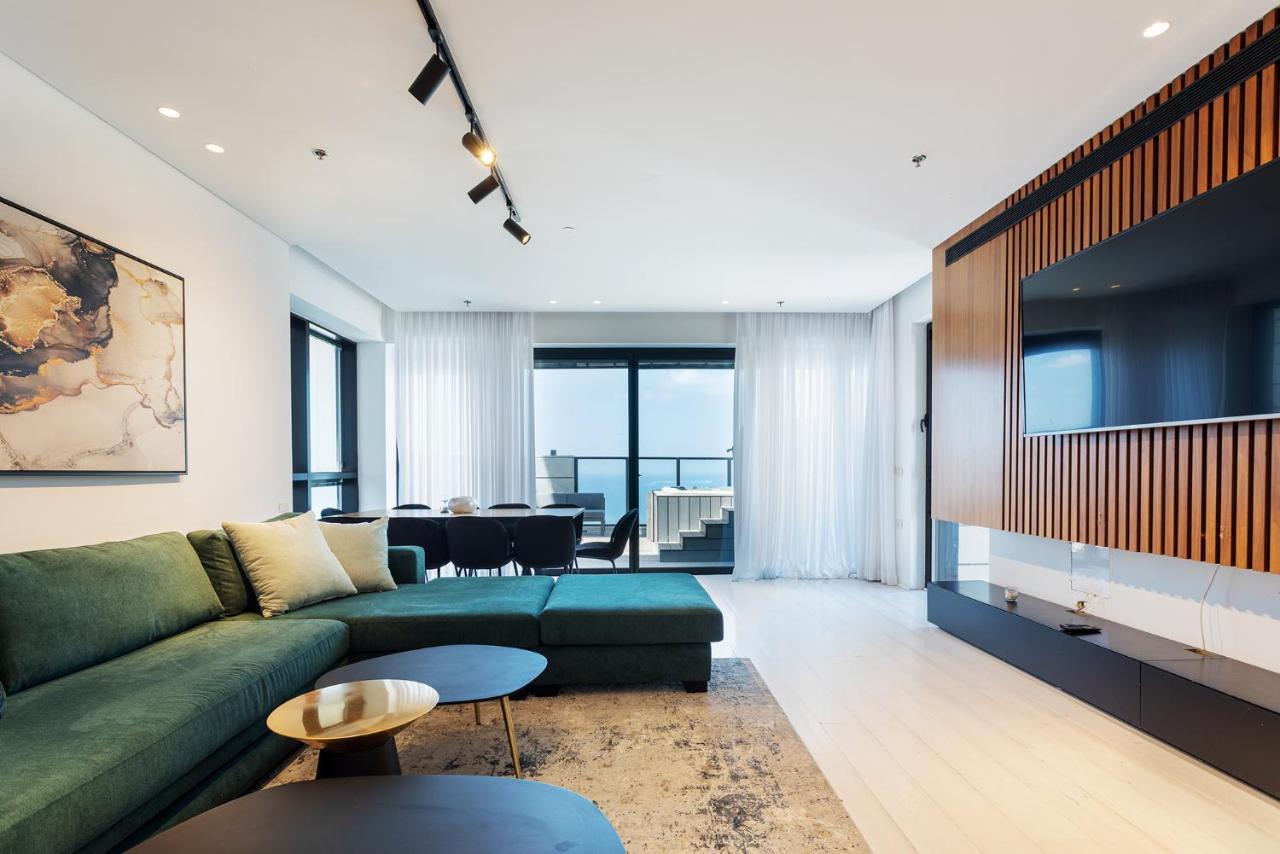 Yalarent Sea-Breeze Penthouse With Jacuzzi Lejlighed Bat Yam Eksteriør billede