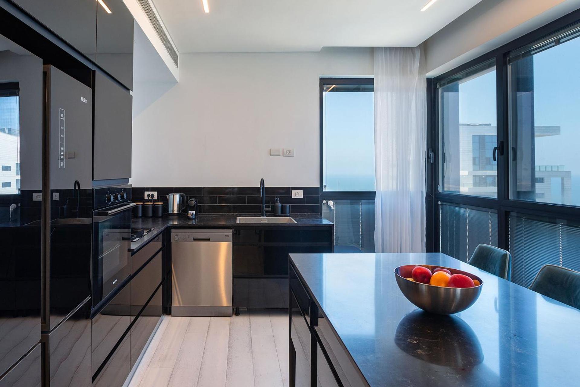 Yalarent Sea-Breeze Penthouse With Jacuzzi Lejlighed Bat Yam Eksteriør billede