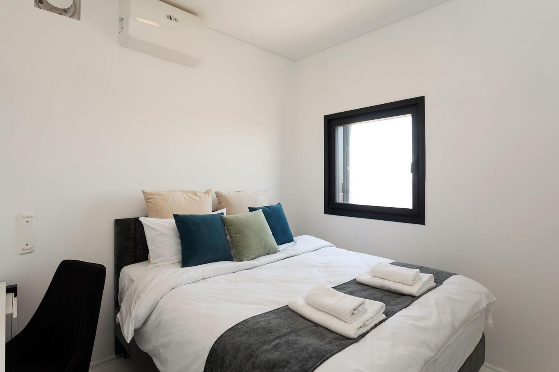 Yalarent Sea-Breeze Penthouse With Jacuzzi Lejlighed Bat Yam Eksteriør billede