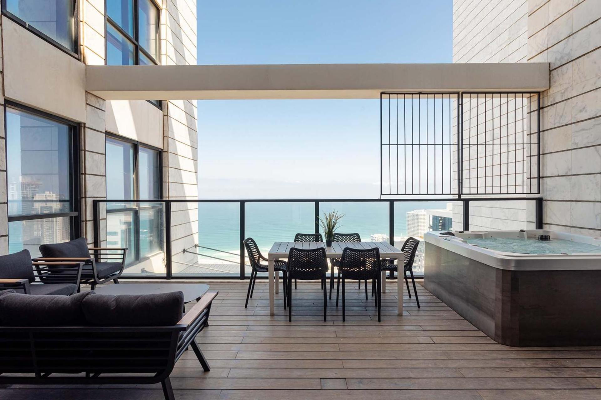 Yalarent Sea-Breeze Penthouse With Jacuzzi Lejlighed Bat Yam Eksteriør billede